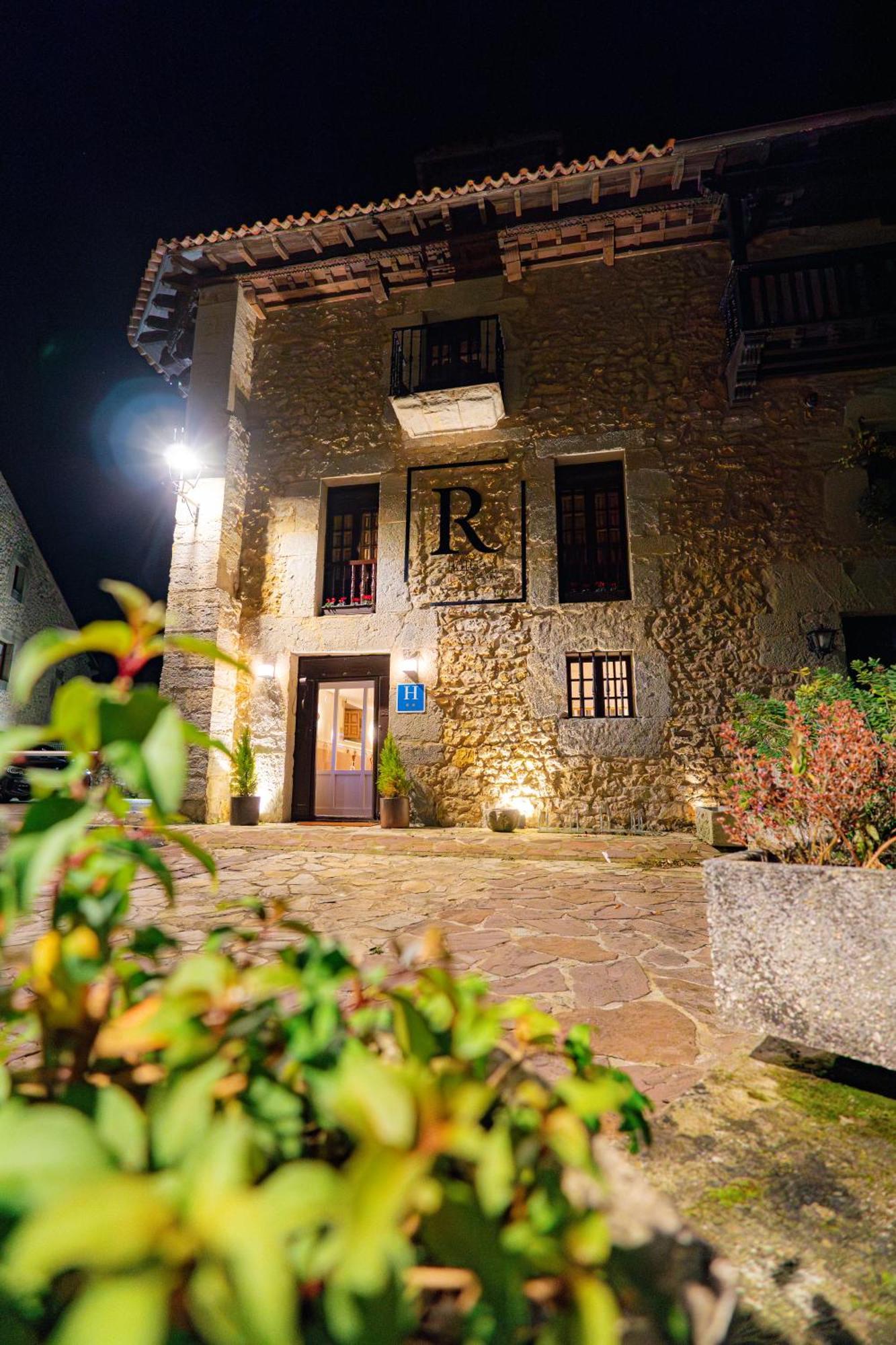 Hotel R Santillana Santillana del Mar Exterior foto